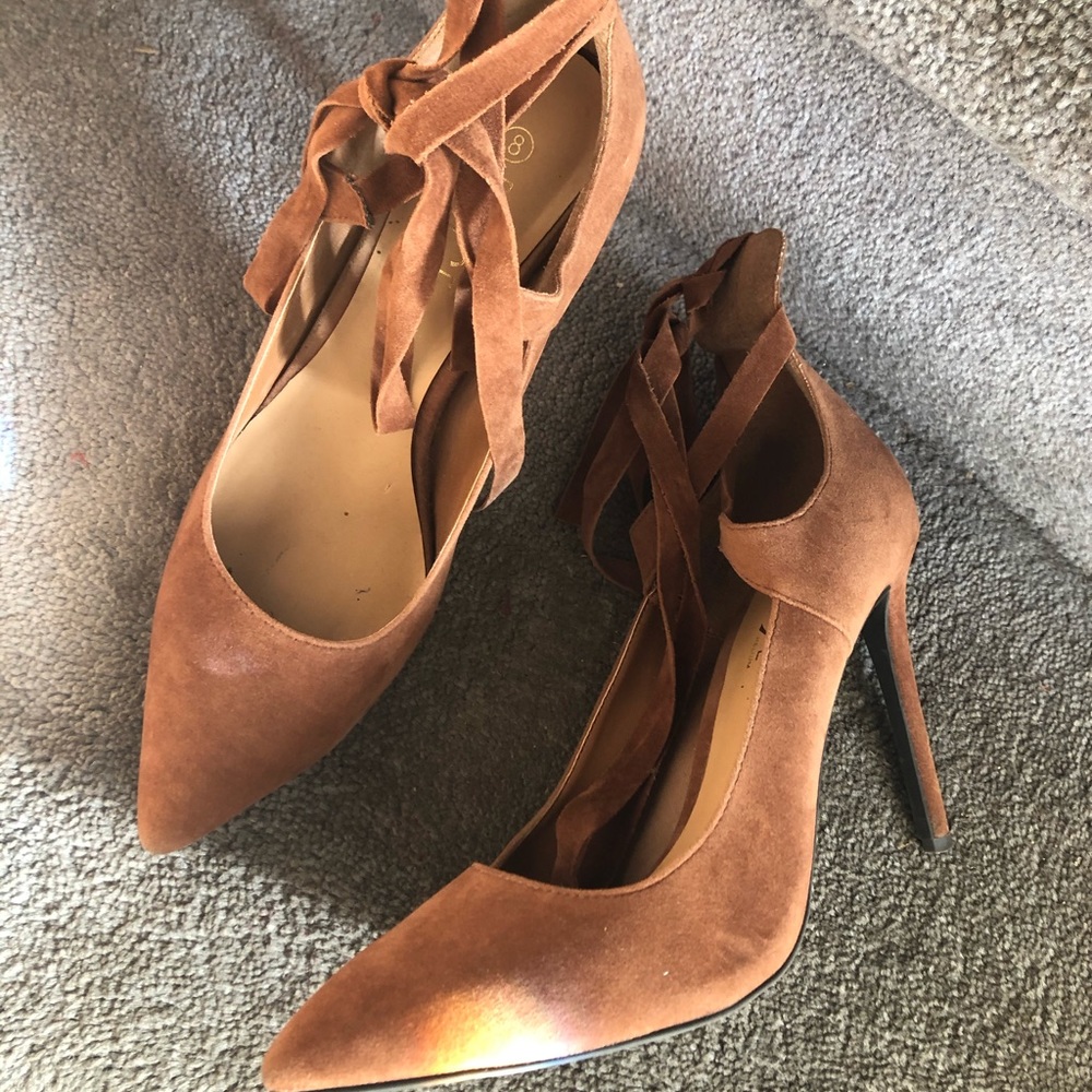 Camel Lace tied high heels